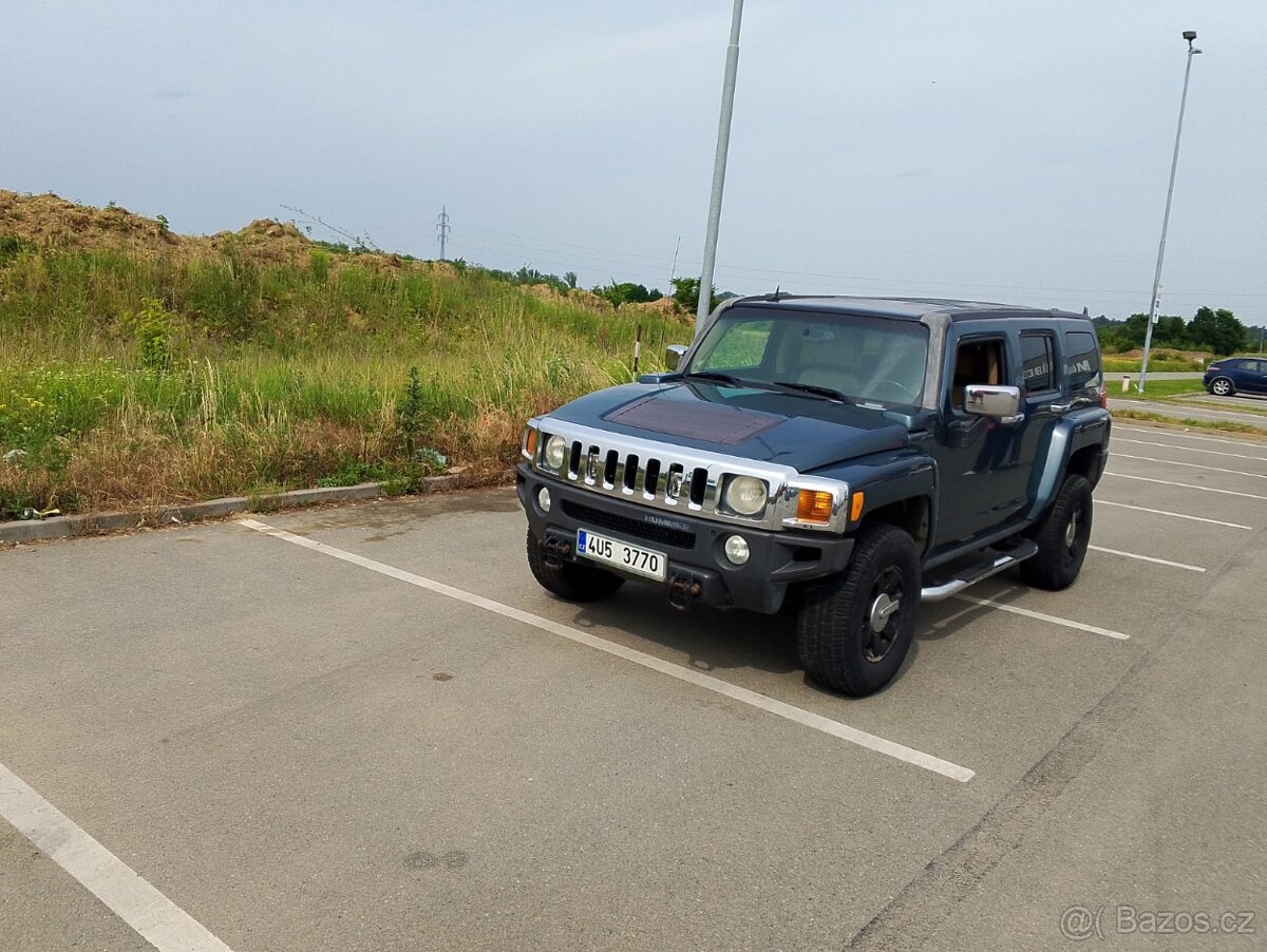 Hummer H3