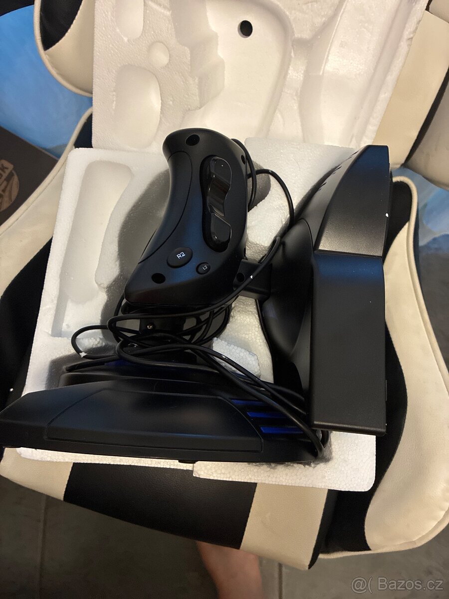 T.Flight Hotas 4 - 2