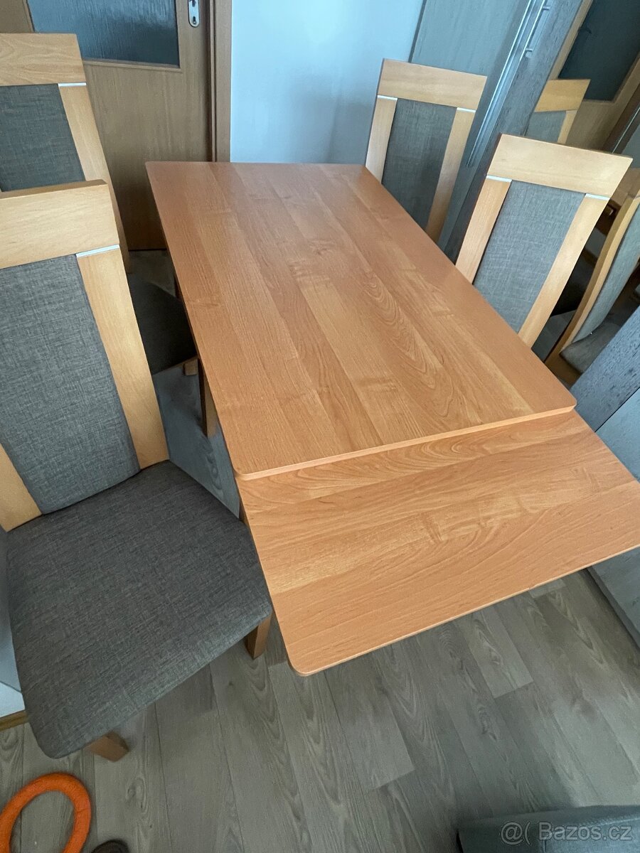 Jídelní stůl a židle (rezervace) - 2