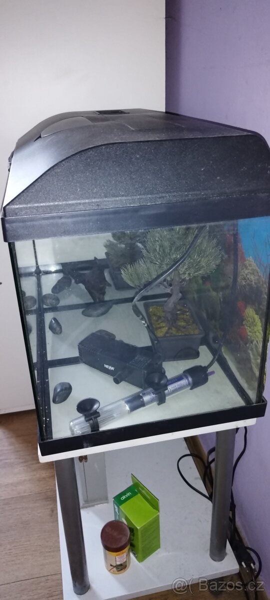 Prodám akvárium - 2