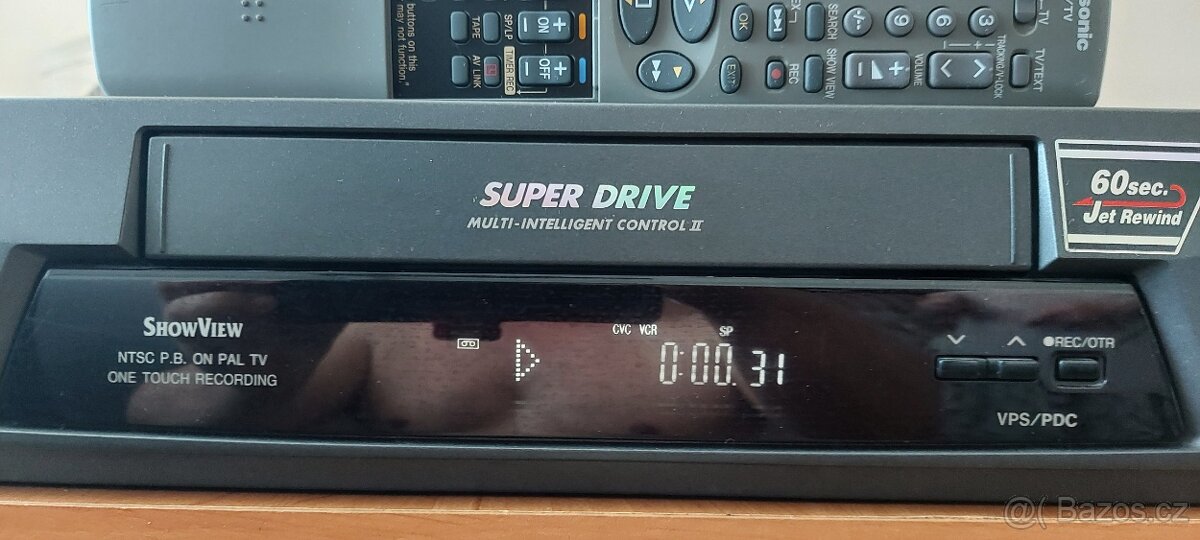 VIDEOREKORDÉR PANASONIC NV-FJ612EE-K - 2