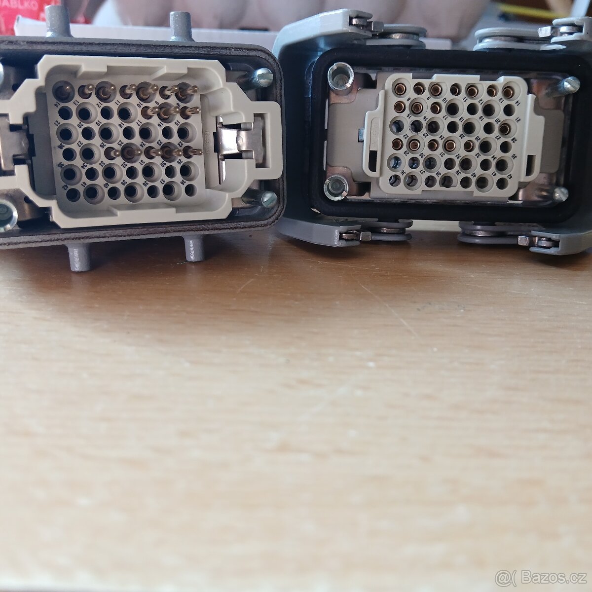 konektory Harting a ILME – 8 ks - 2