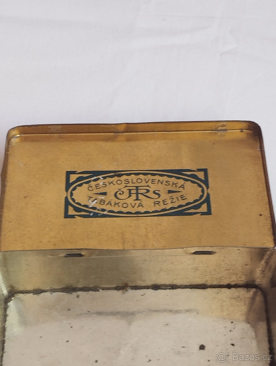 Stará plechová krabička - 2