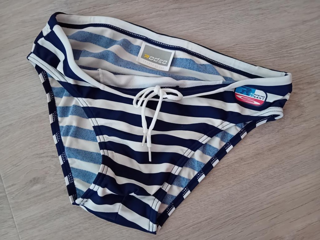 DĚTSKÉ PLAVKY NA CHLAPCE - vel.152/158 / zn.Rodec - 2