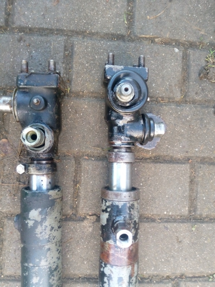 Posilovač řízení Zetor - 2