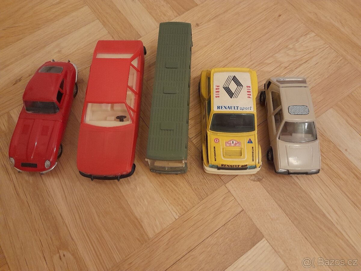 Sběratelská retro autíčka /KDN, KZ SemiIy, Igra, Eselle/ - 2