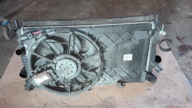 Ford focus II 1.6tdci 66kw kompletni chladiče - 2