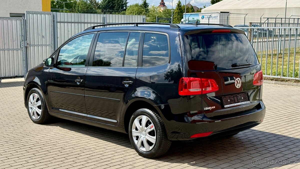 Volkswagen Touran //1.6TDi//77kW//COMFORT//7MÍST//1MAJ// - 2