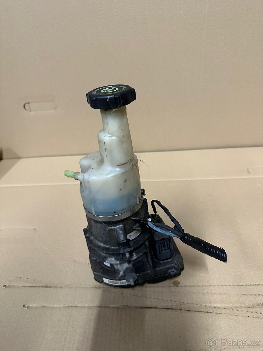 Servo čerpadlo Ford - 2