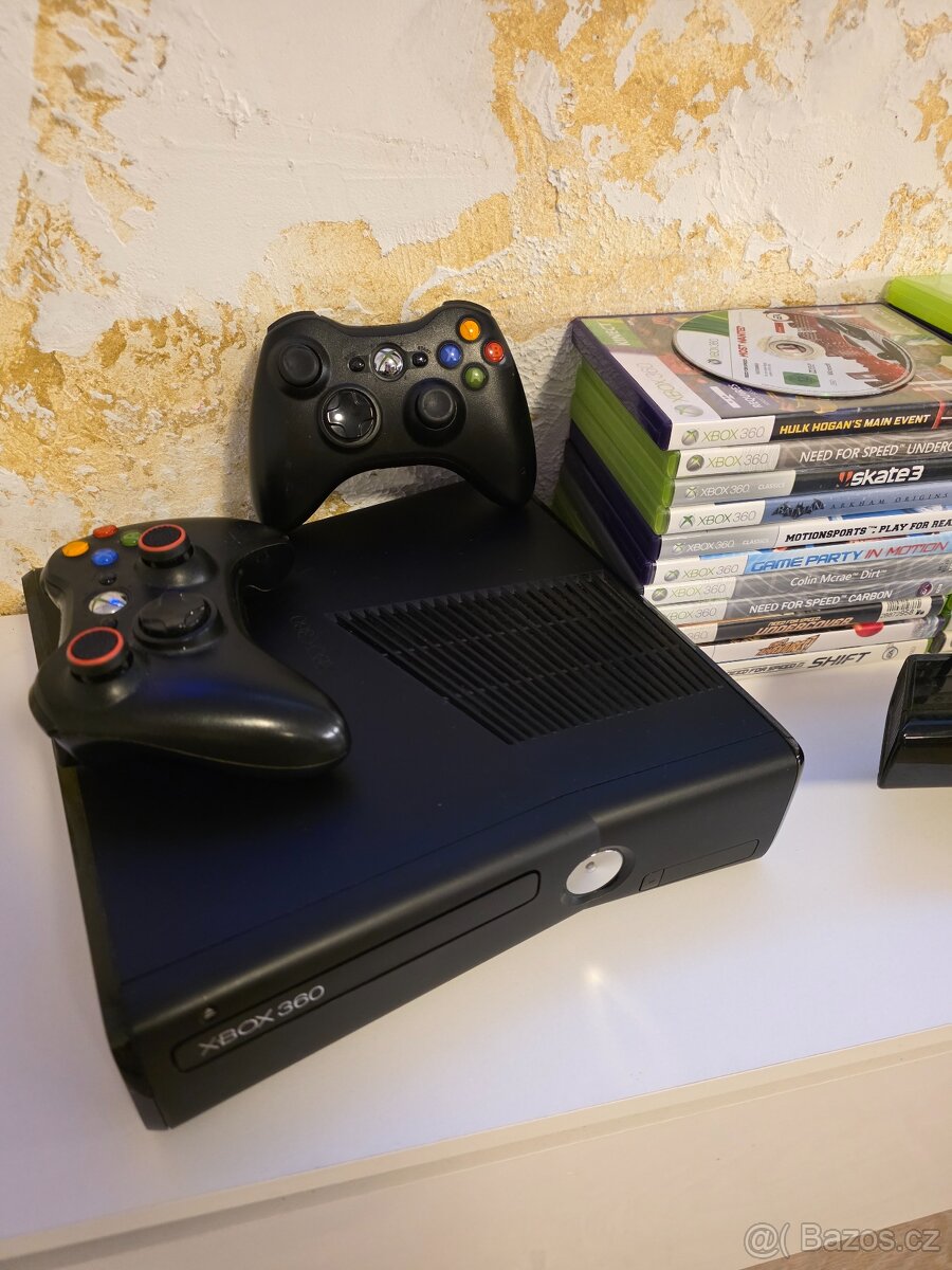 Xbox 360 + kinect + 2 ovladace a spousty her - 2