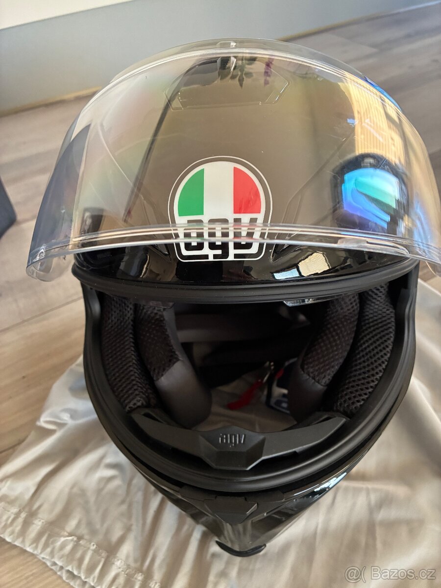 Helma AGV SOLID - 2