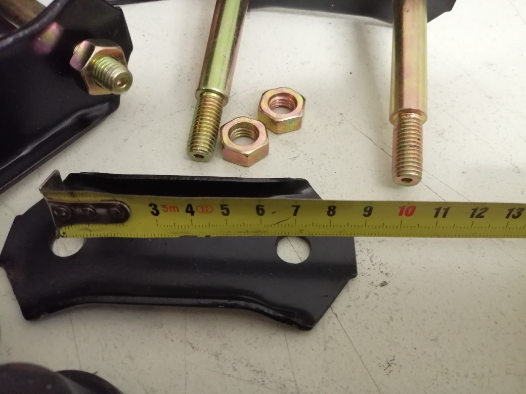 Houpačky Suzuki Samurai. - 2