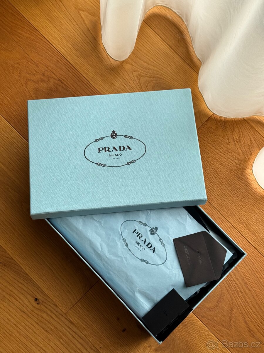 Prada krabice. - 2