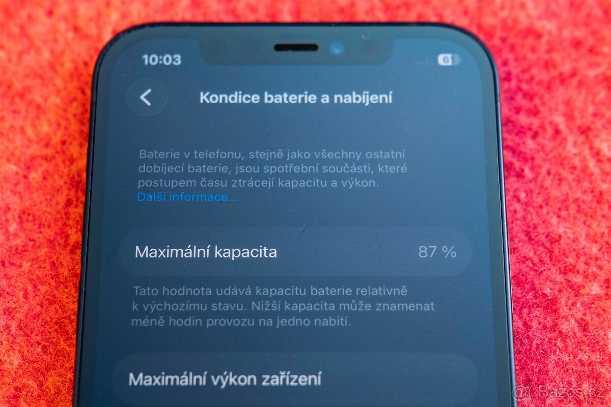 Prodám černý iPhone 12–128 GB. - 2