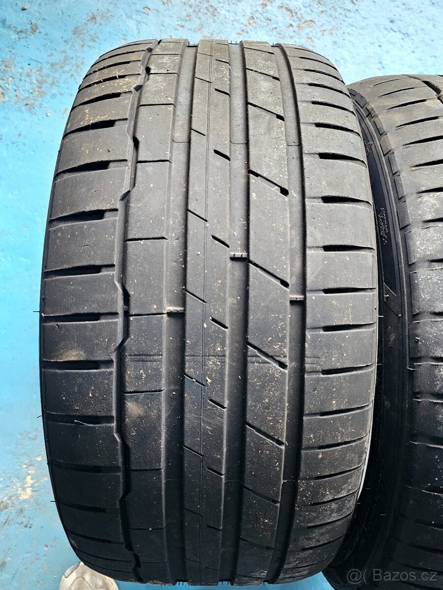 Hankook ventus s1 evo3 245/40 R19 2ks za 1000,- - 2
