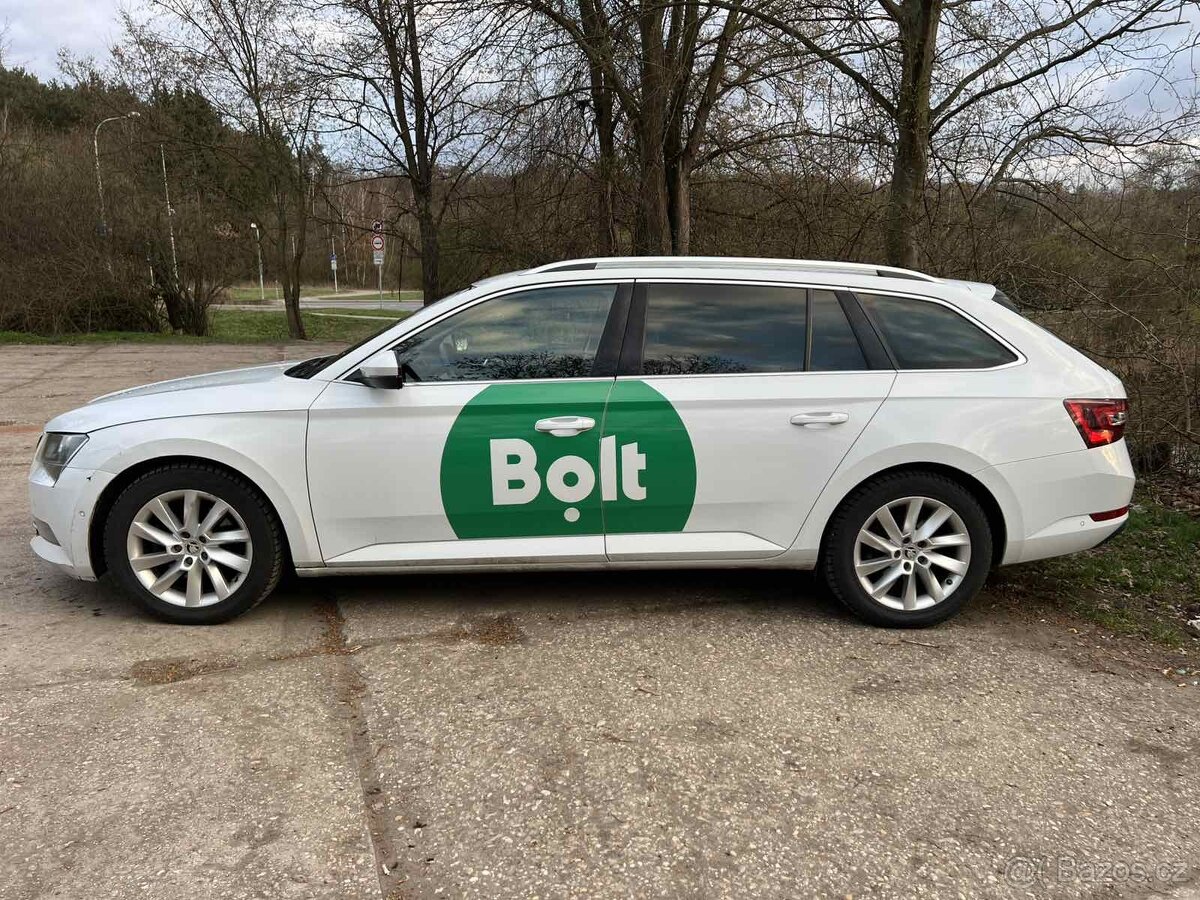 Škoda Superb - 2