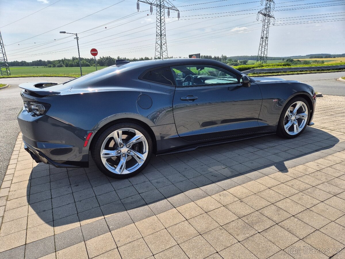 Chevrolet Camaro SS - 2