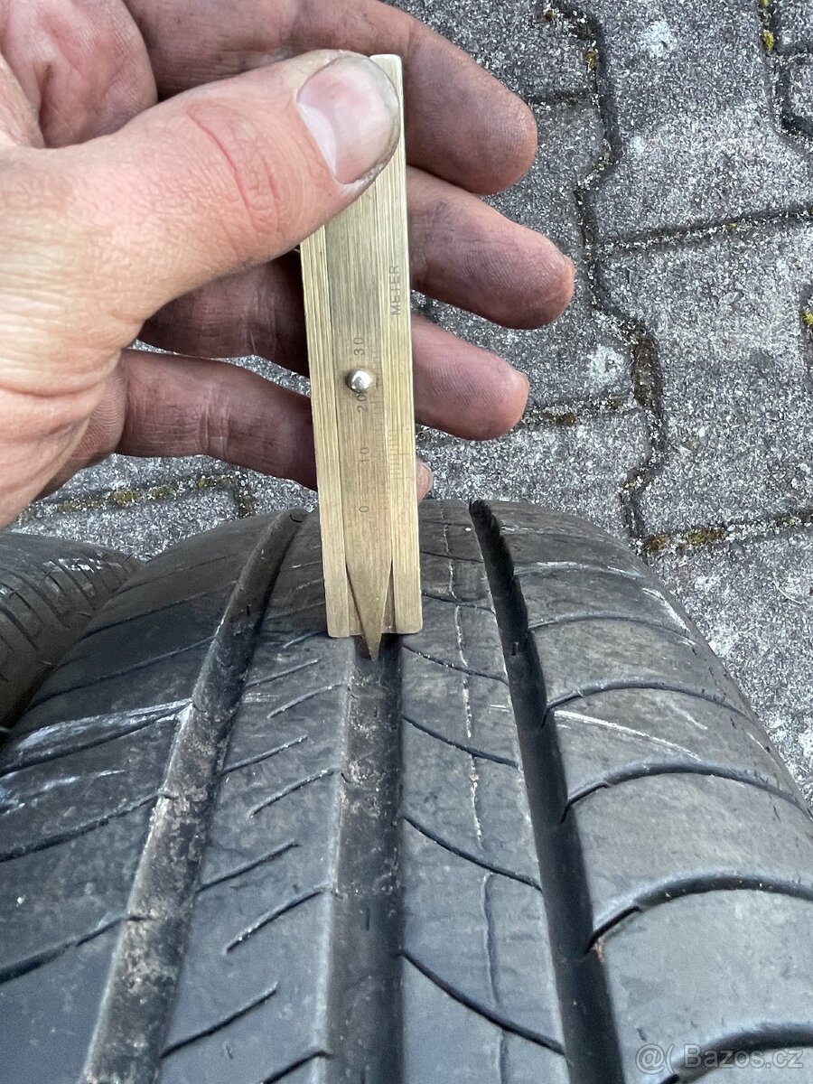 165/65/15 Michelin dvě letní pneu - 2