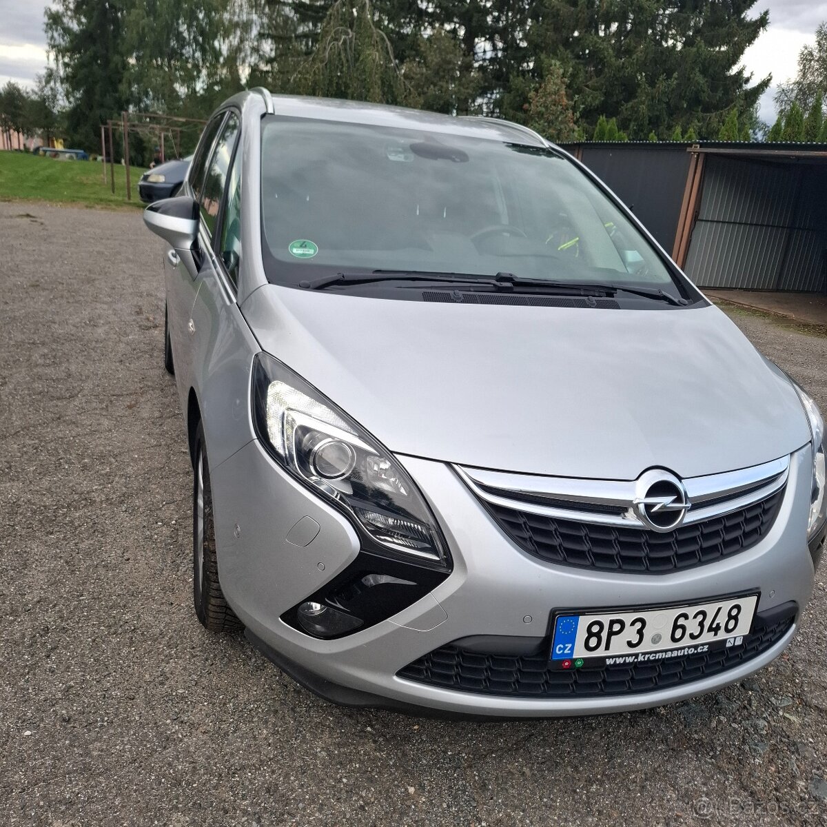 Opel Zafira Tourer - 2