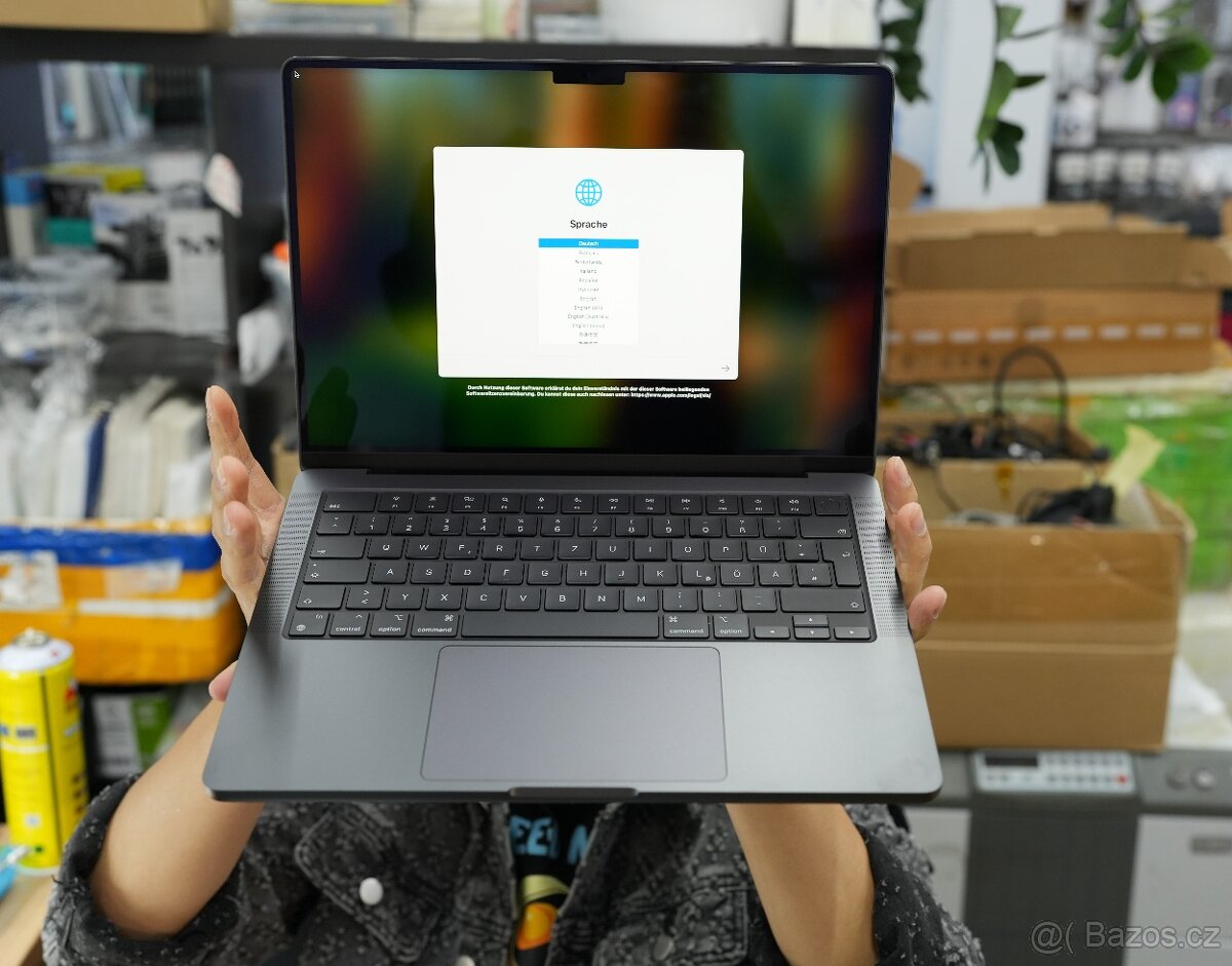 Nový MacBook Pro 14 M4 Pro Chip 24GB/512GB - 2