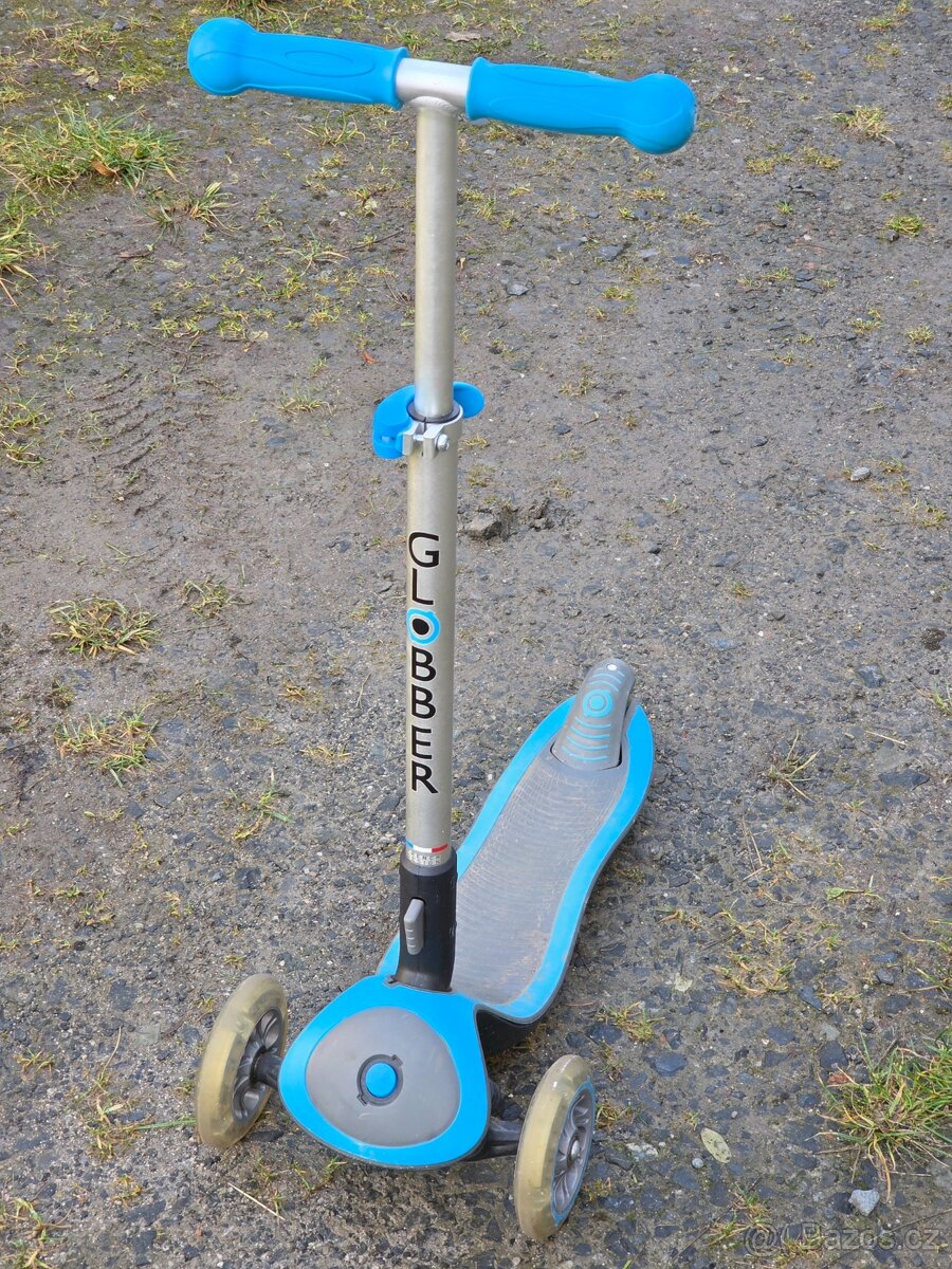 Koloběžka dětská Globber modrá - pěkný stav - 2-6 let - 2