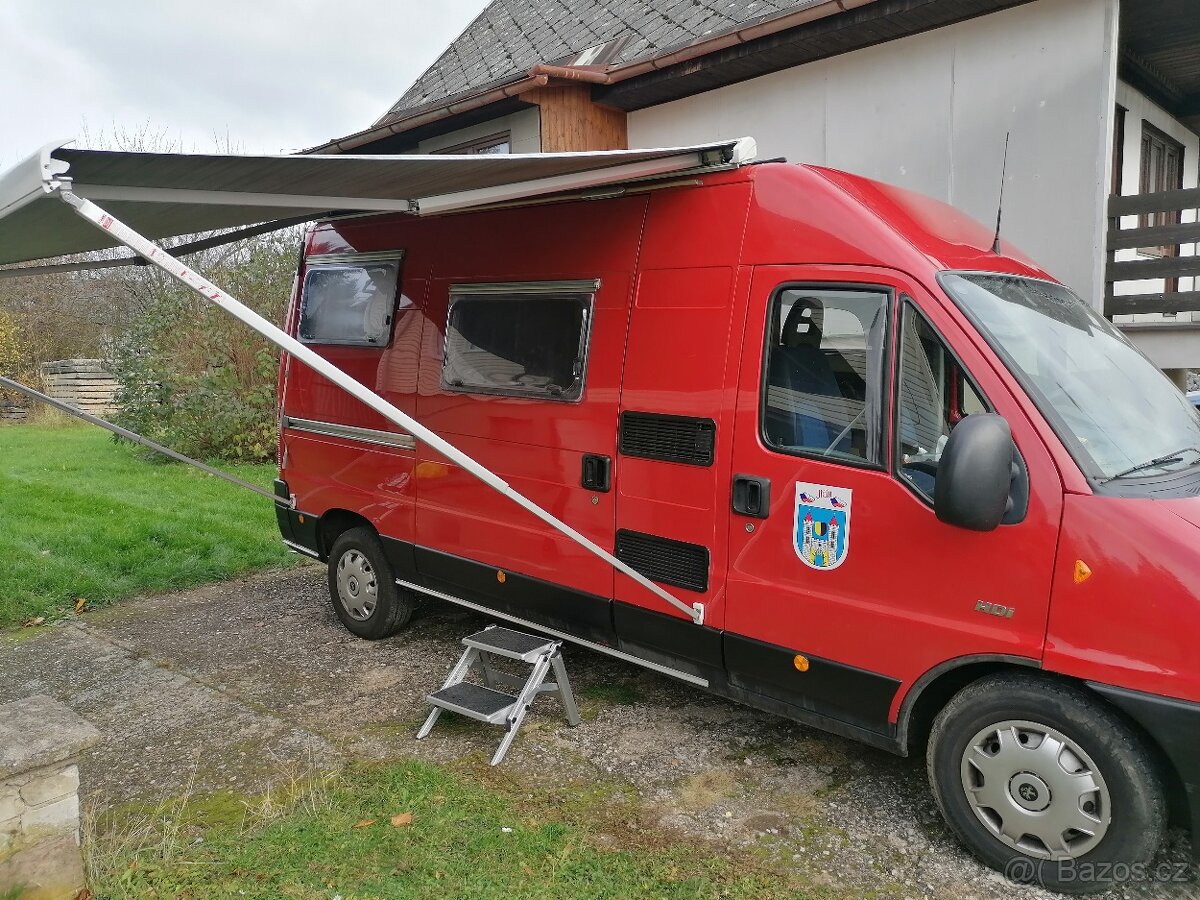 Prodám obytnou dodávku - 2