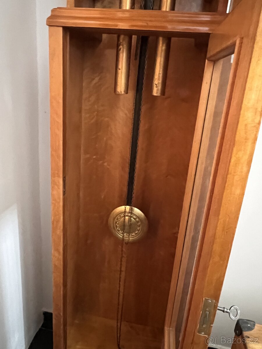 Sloupové hodiny - 2