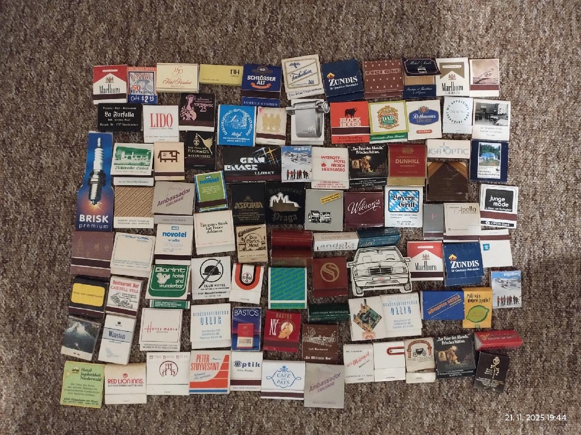 Sbírka 600 krabiček zápalek - 2