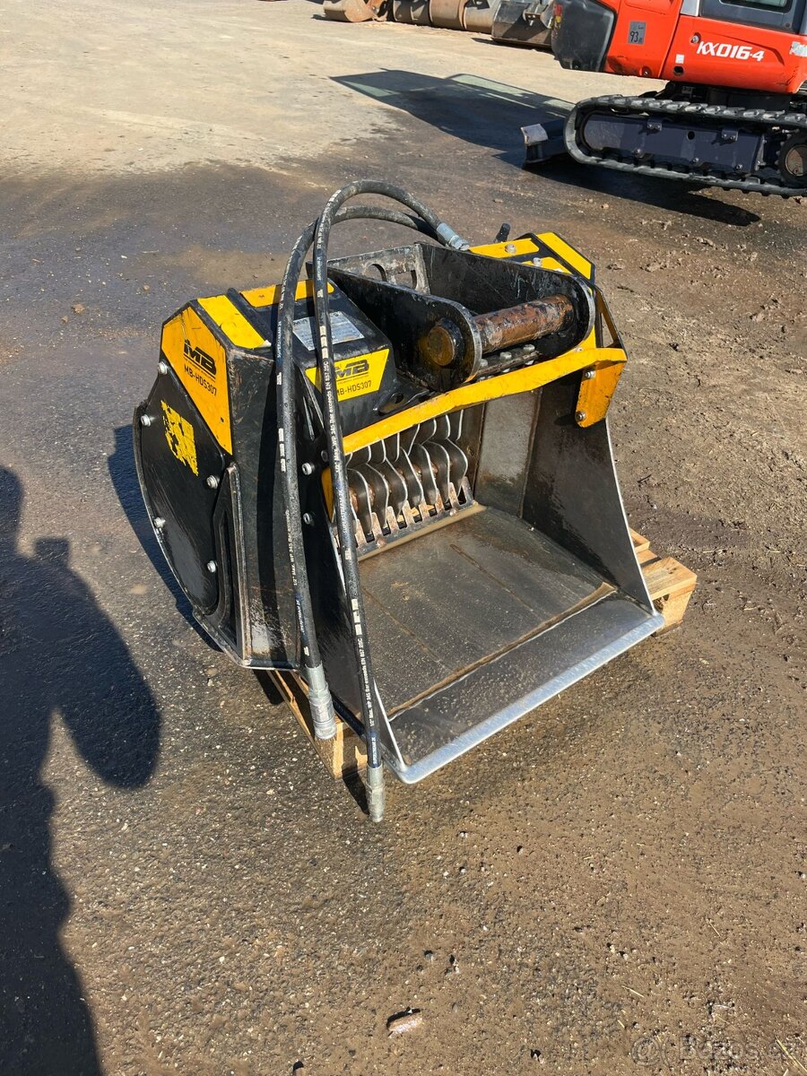Rotorová třídička MB Crusher HDS307 frakce 0-15 - 2