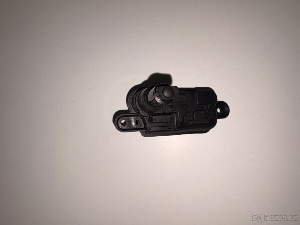 Motůrek víčka nádrže - 2