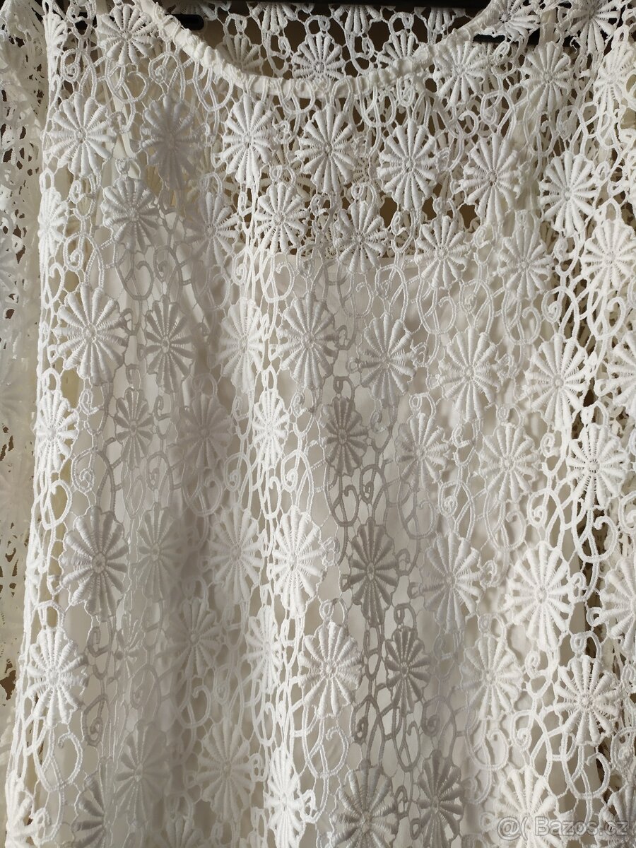 hezká krajková halenka - 2