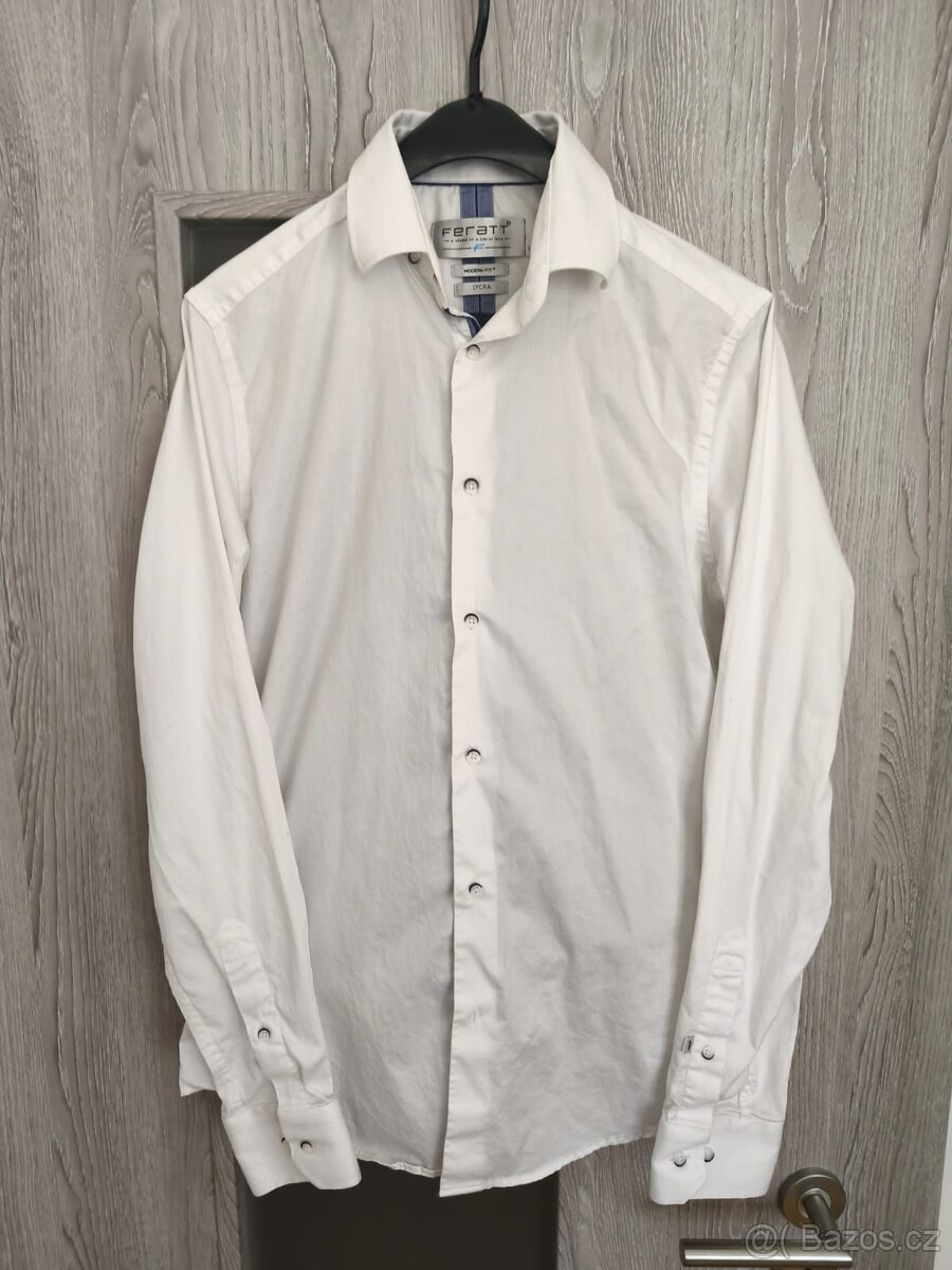 Oblek s košilí - 2