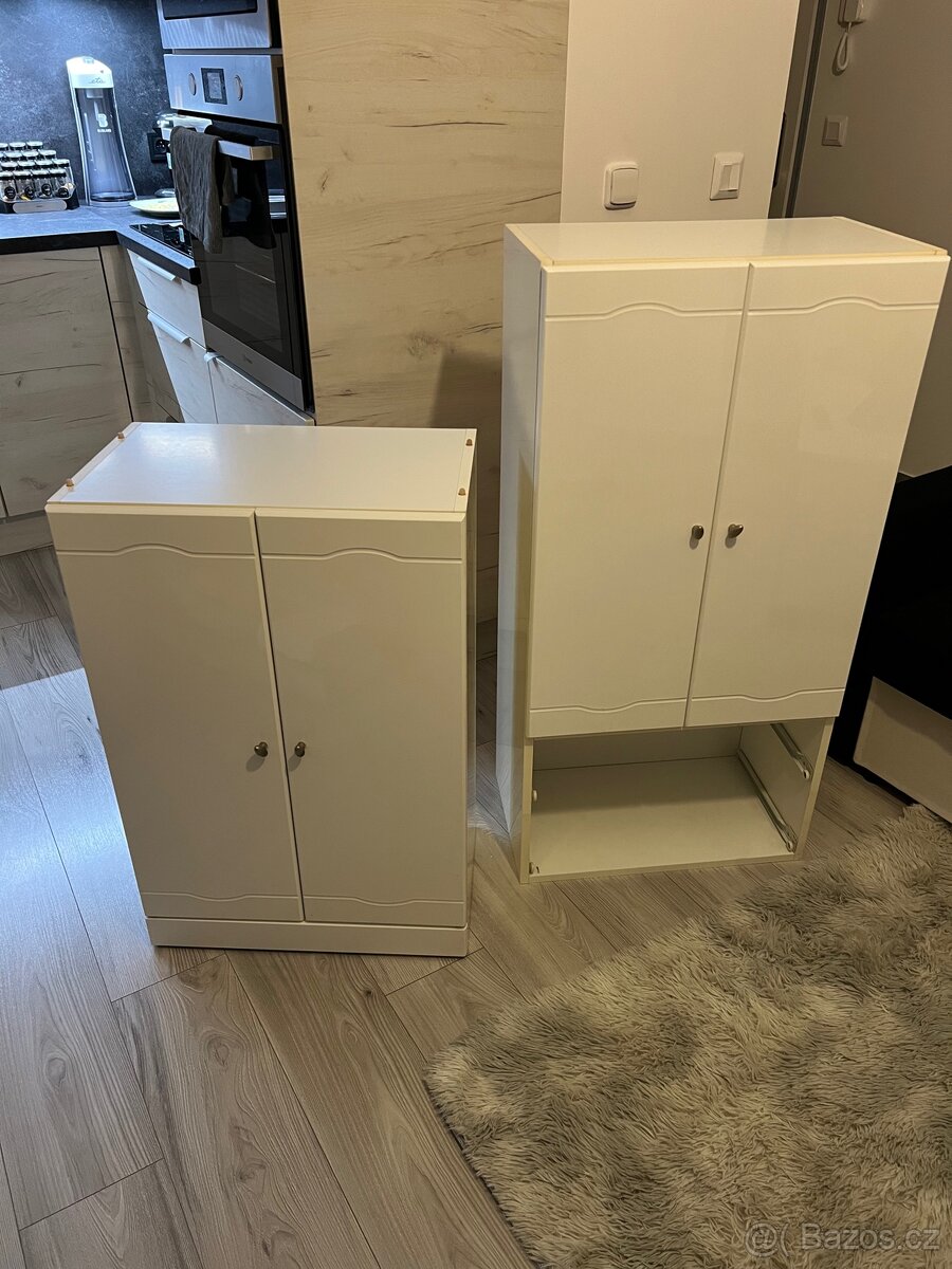 Bílá vysoká skříň / komoda - 2