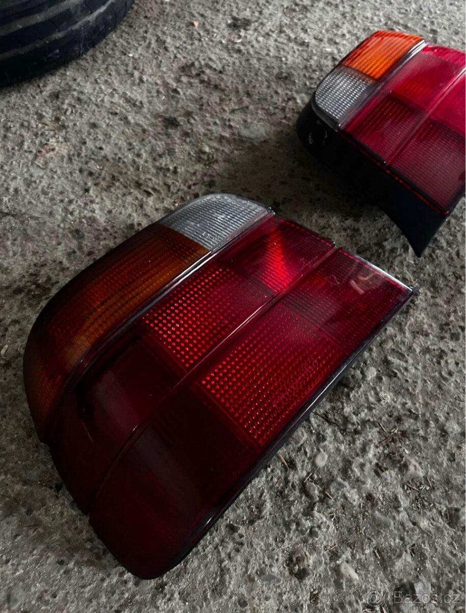 Bmw e36 compact zadní světla - 2