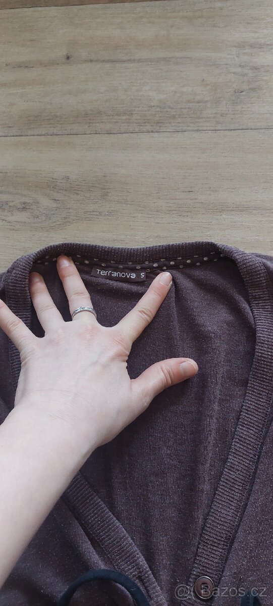 Dámské oblečení, velikost: S - 2