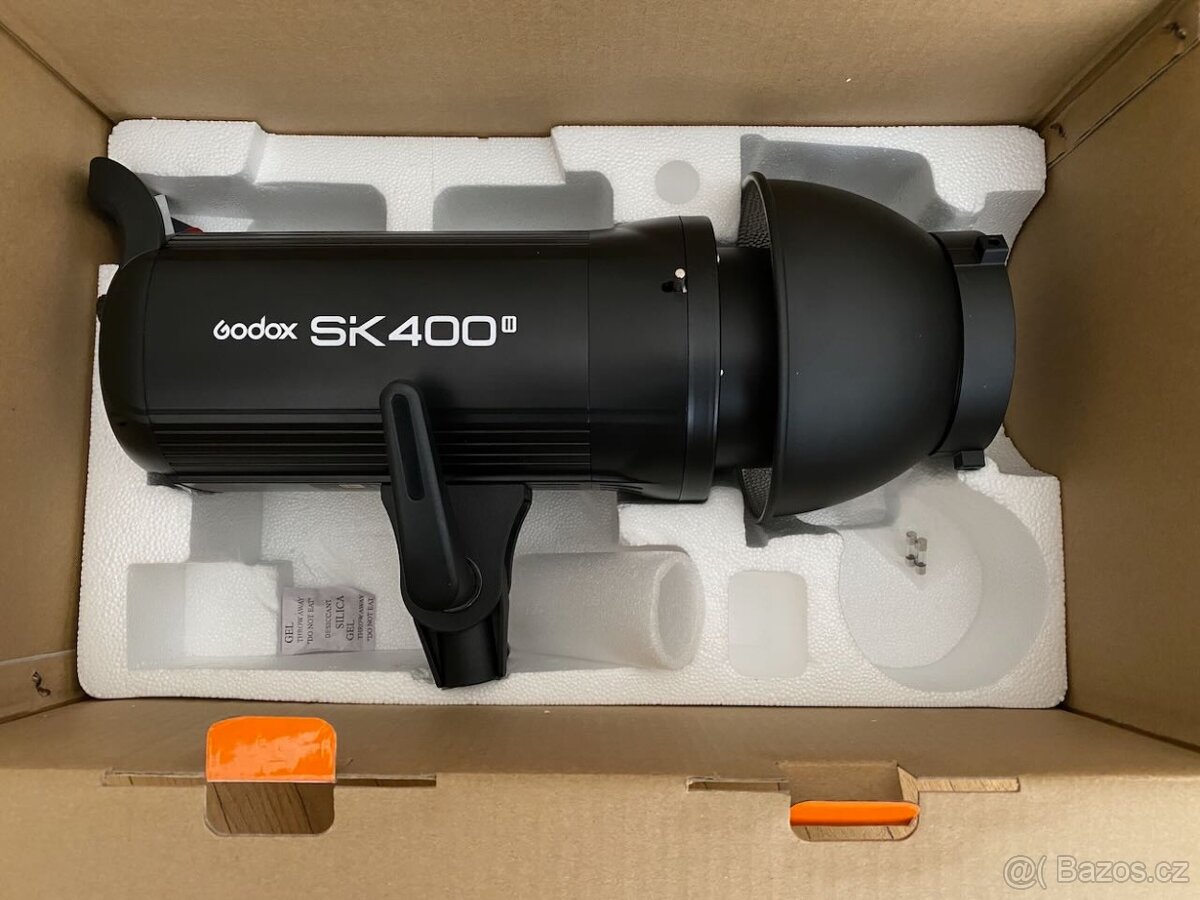Málo používané studiové blesk Godox SK400-ii - 2