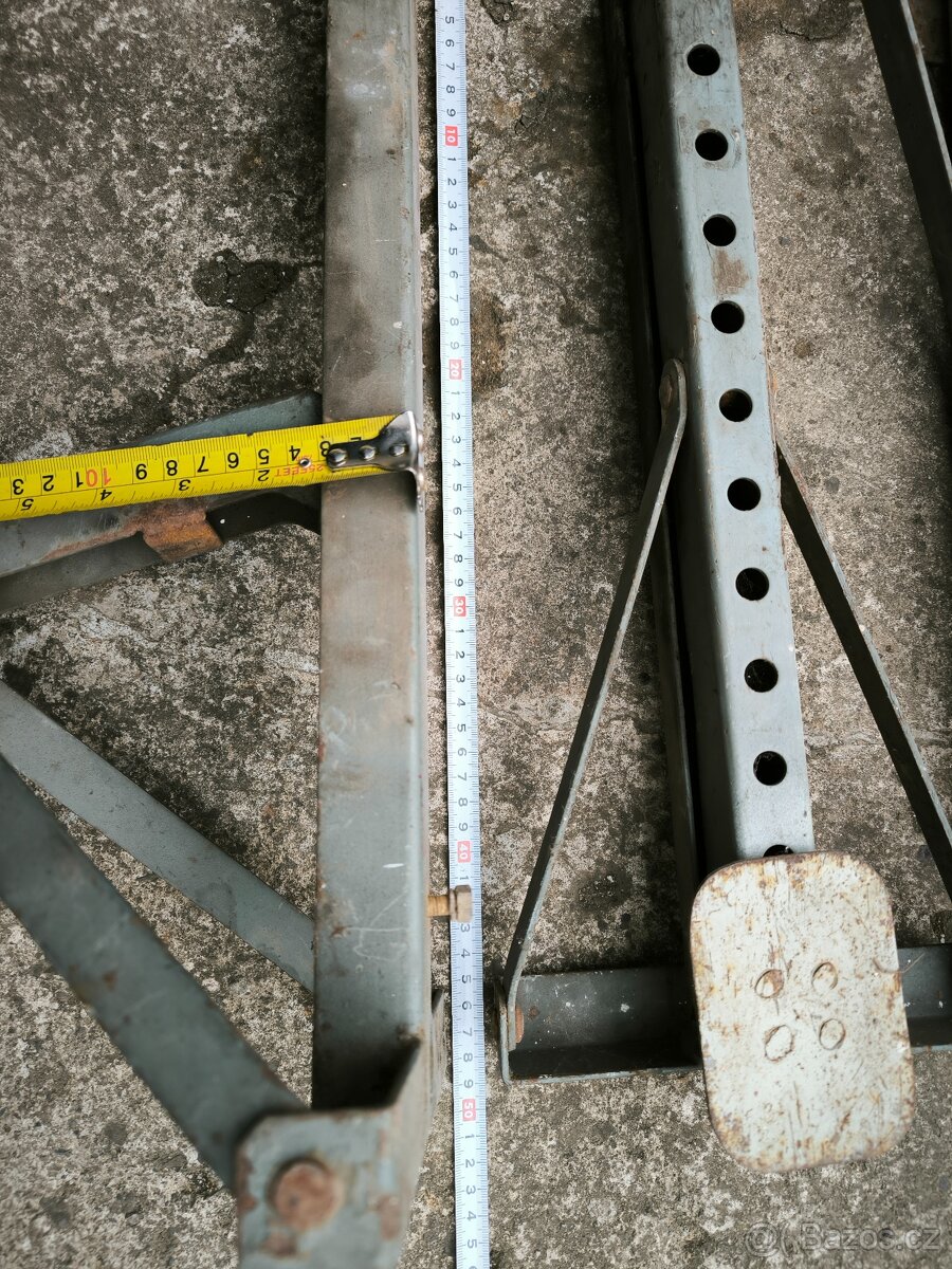 Podpěrné nohy vozíku - 2