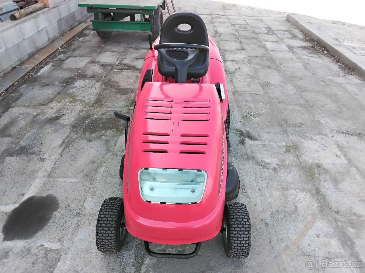 Sekací traktor Castelgarden 15,5/92 Hydro - 2