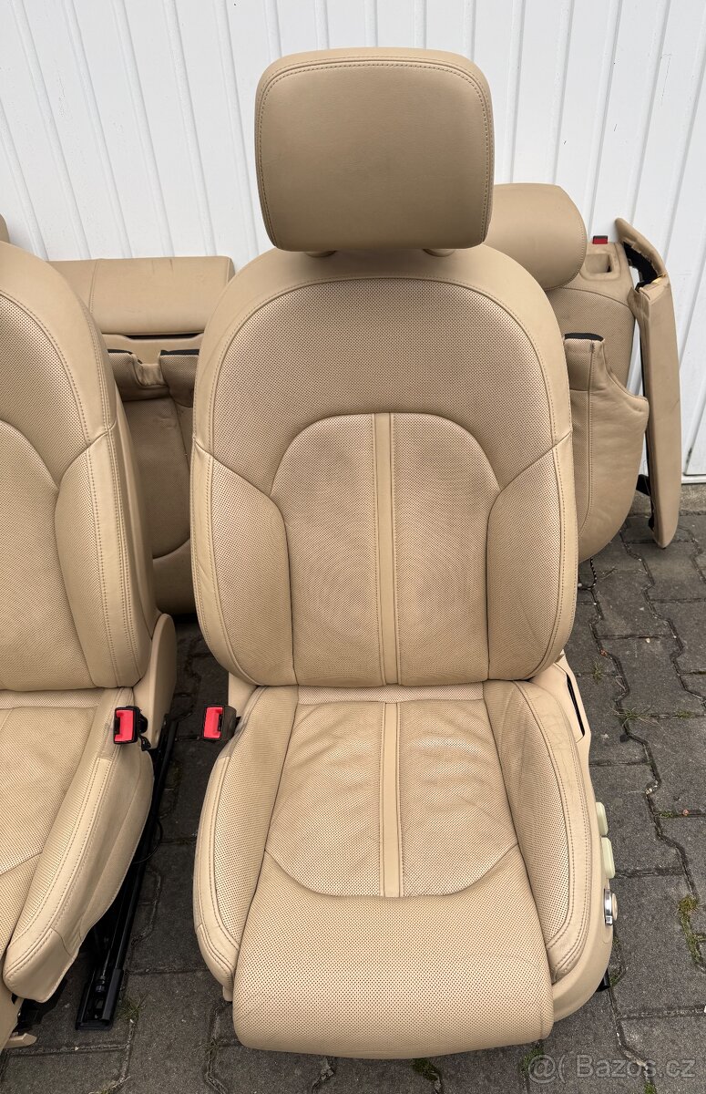 Zadni sedacky Audi A6/A7 - 2