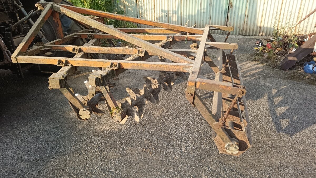 Slušovické podmítací disky (brány) - 2