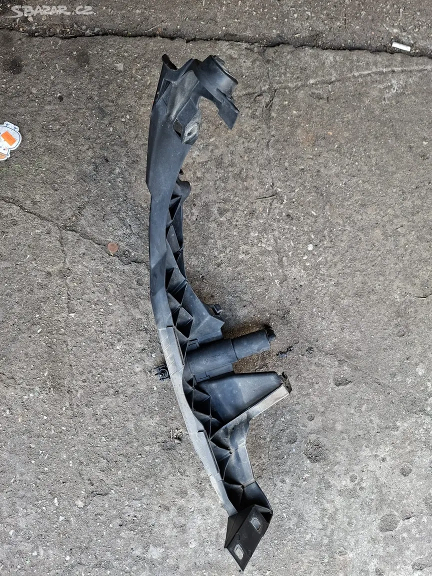Pravý přední držák světla BMW e90 e91 předface - 2
