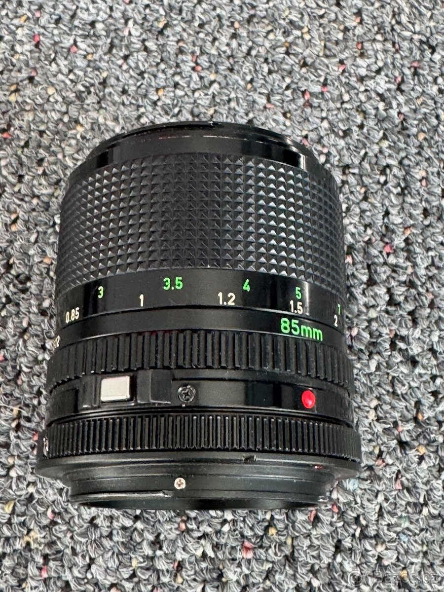 Canon FD 85mm F1.8 - 2