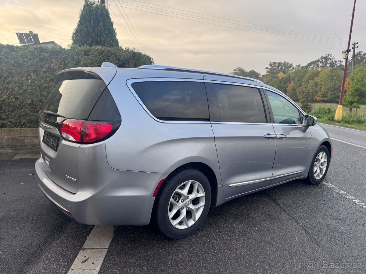 Chrysler Pacifica 3,6 RU Panorama Limited 2020 - 2