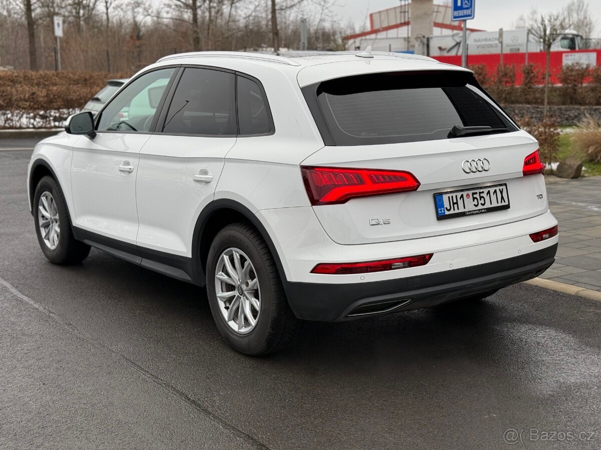 Audi Q5, 2,0 TDI 110 KW Manuál - najeto 86 000 km - 2