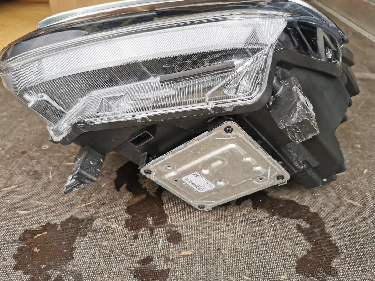 AMAROK 24 LAVY LED N1BX13E017AG