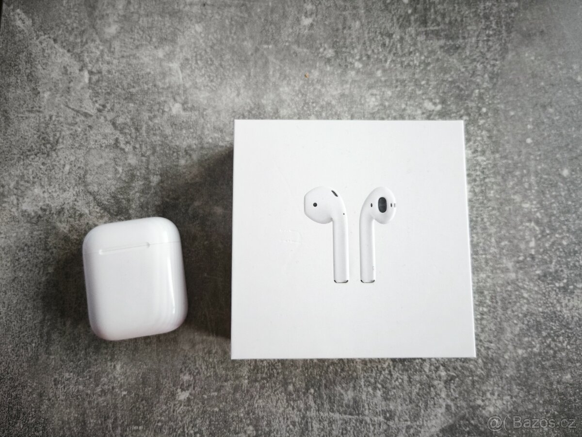 Sluchátka Apple AirPods 2 generace - 2