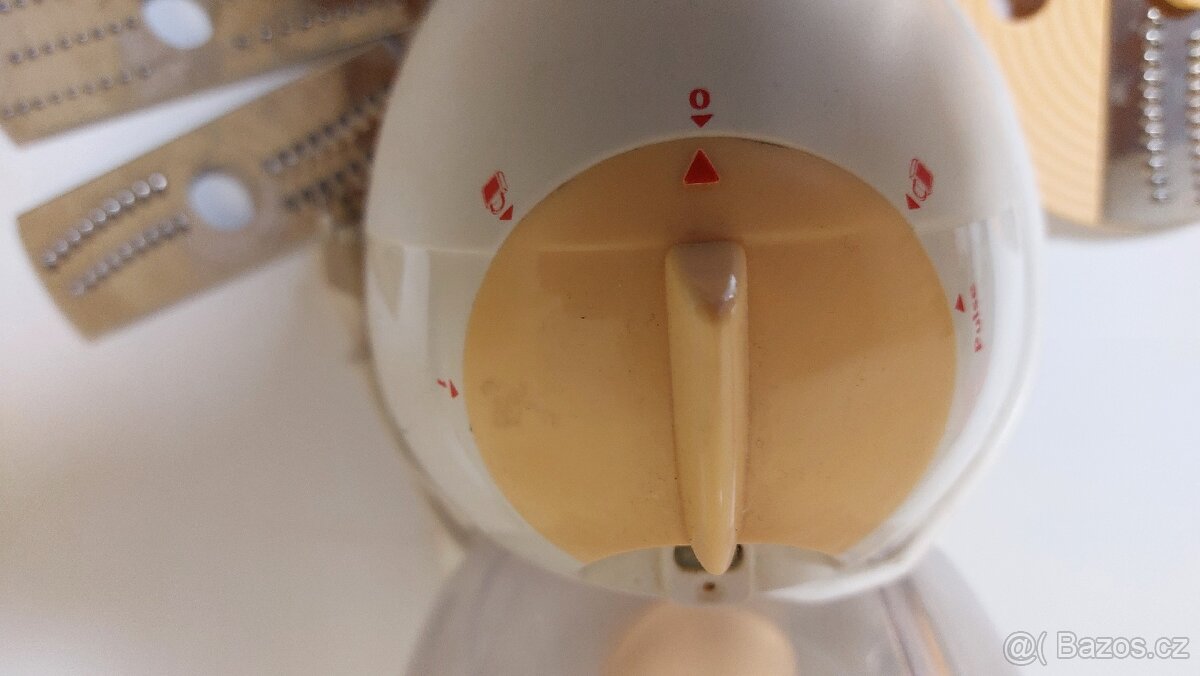 KUCHYŇSKÝ ROBOT - 2