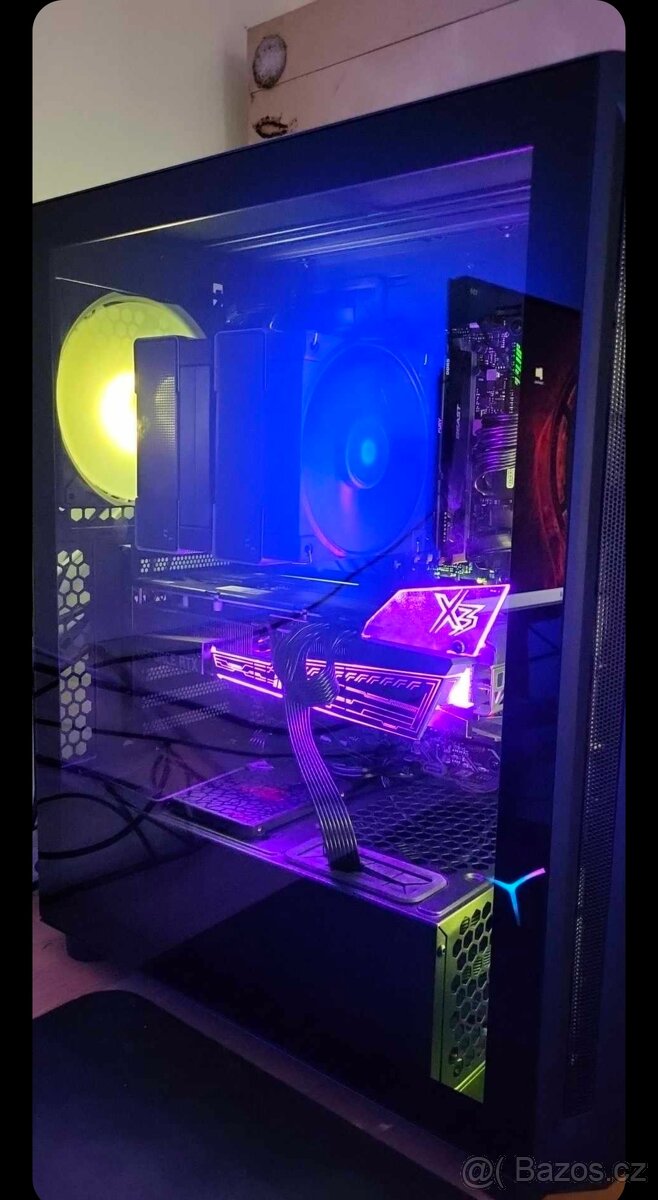 Alza sestava na míru RTX 3070 14-jádro Intel 32GB DDR5 - 2