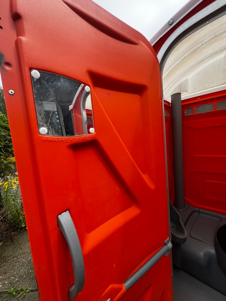 Mobilní toaleta , kadibudka, Toi , přenosné WC - použitá - 2