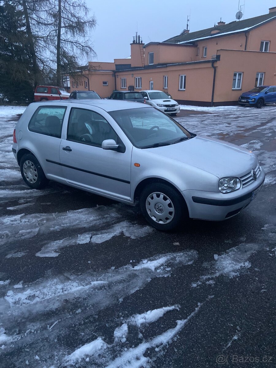 Volkswagen Golf, 1.4, - 2